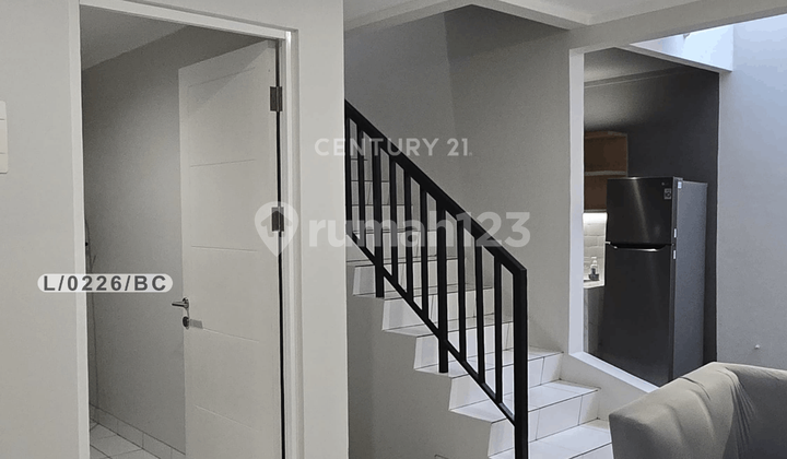 Comfortable House Ready to Live In and Strategic Location in Dayana Summarecon Bandung 1