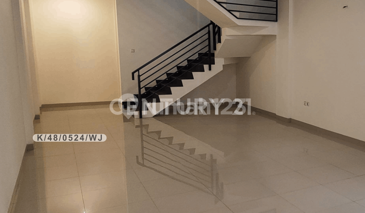 Dijual Ruko Baru Renov di Jalan Karasak Barat Kota Bandung
