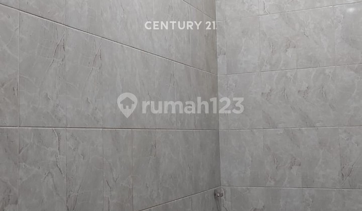 2-Story House with SHM Ready to Occupy Strategic Location in Regol Bandung 2