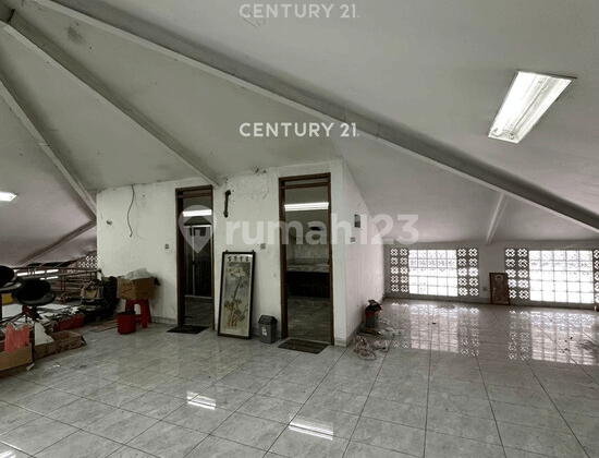 2 Ex-Shoe Factory Warehouses Including Machinery Located in Sayap, Cimahi