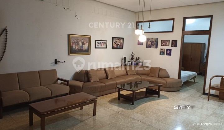 Rumah Furnish Terawat  Pusat Kota Bandung Dekat Mall Pasirkaliki 