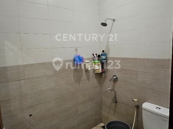 Full Furnished House, Cool, Superb Condition in Cimahi Bandung 2