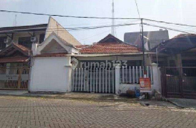 RUMAH TAMAN SIMPANG DARMO PERMAI SELATAN SURABAYA 329 1