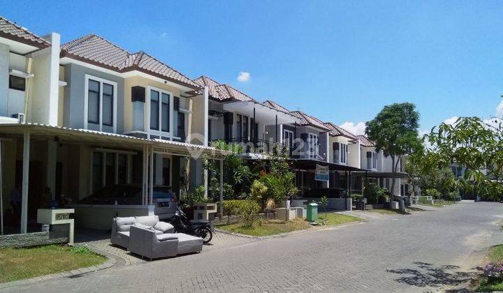 Rumah murah minimalis di Royal residence  1