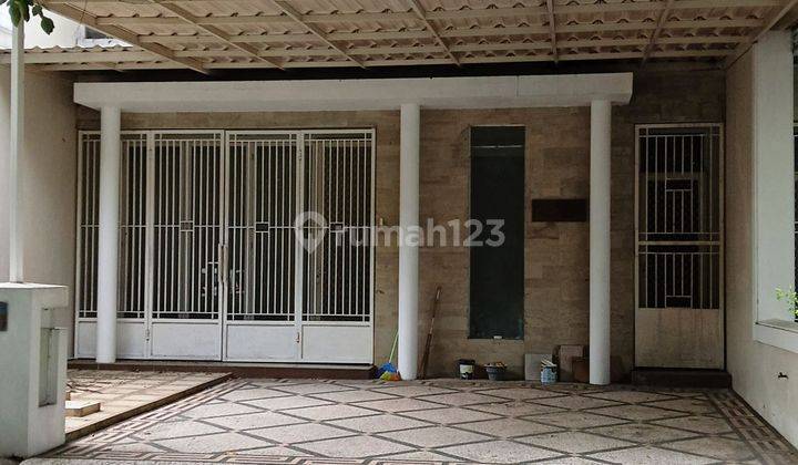 Rumah 2 Lantai SHM Royal residence wiyung 1