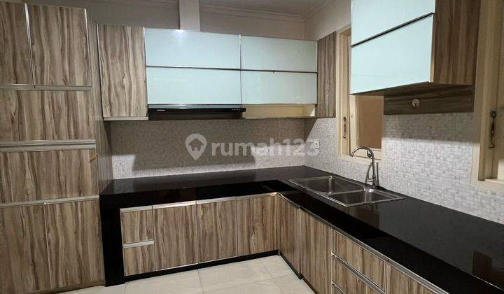 Rumah Kontrakan Semi Furnish Bagus Digading Serpong  1