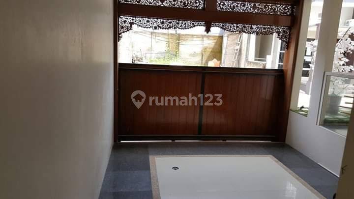 Dijual Rumah 2 Lantai 1