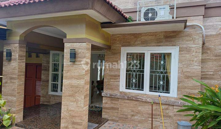 Disewakan rumah semifurnish di cluster Aspen candi golf 2