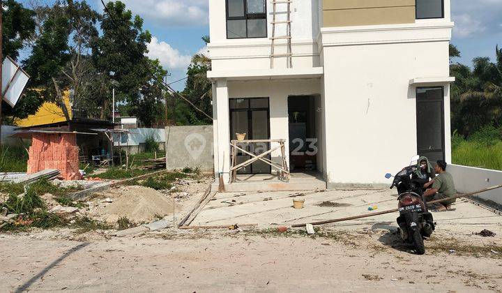 Rumah 2 Lantai Area Perkotaan Pekanbaru Surat SHM 1