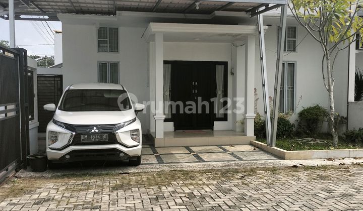 For Sale City Center House Strategic Location on Jl. Unggas 2