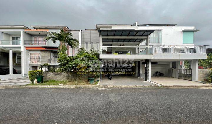 Rumah Cantik 3 Lantai Full Renovasi Di BELLAVISTA Batam Centre 1