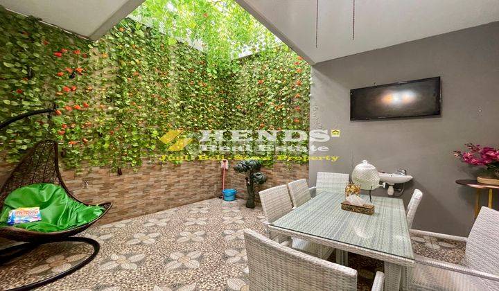 Rumah Cantik 3 Lantai Full Renovasi Di BELLAVISTA Batam Centre 2