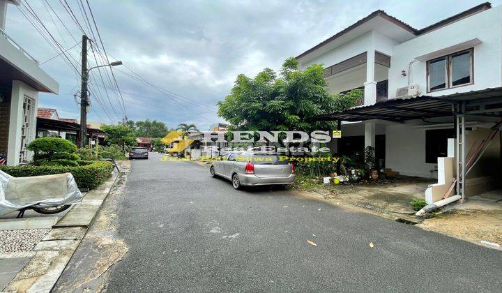 Rumah 2 Lantai Full Renovasi Siap Huni Dalam Cluster  2