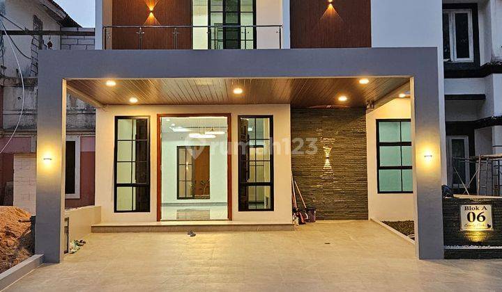 Rumah Cantik 2 Lantai Siap Huni Semi Furnish Beverly Park Batam 1