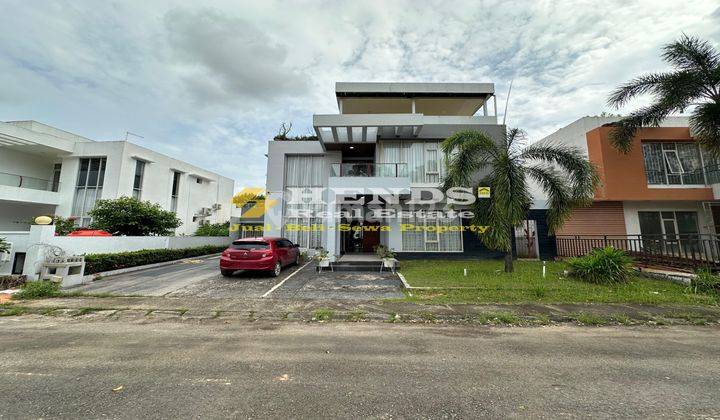 Dijual Rumah Mewah 2 Lantai Suap Huni Semi Furnish Batam Centre 1