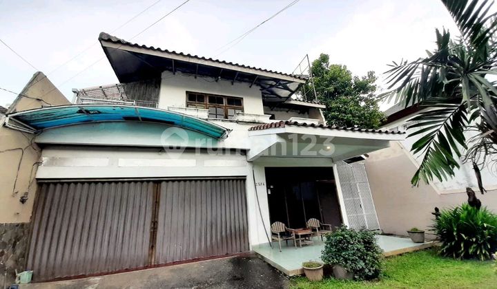 Rumah 2 Lantai di Jalan Besar Taman Kedoya Baru Jakarta Barat