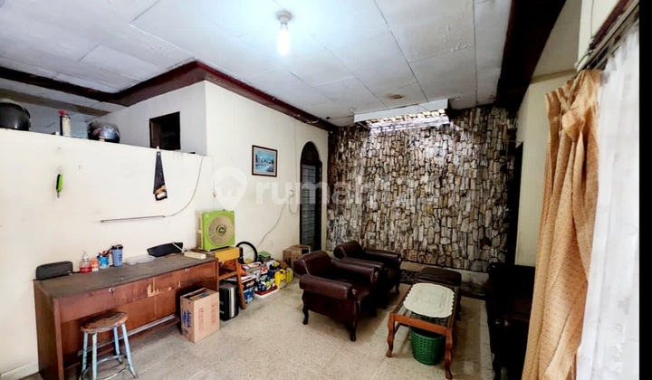 Rumah Lama Hitung Tanah Karet Pedurenan Setiabudi Jakarta Selatan 2