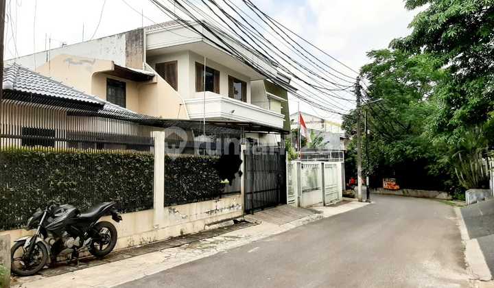 Tanah Bebas Banjir 2000M2+Rumah @ Taman Kedoya Baru Jakarta Barat