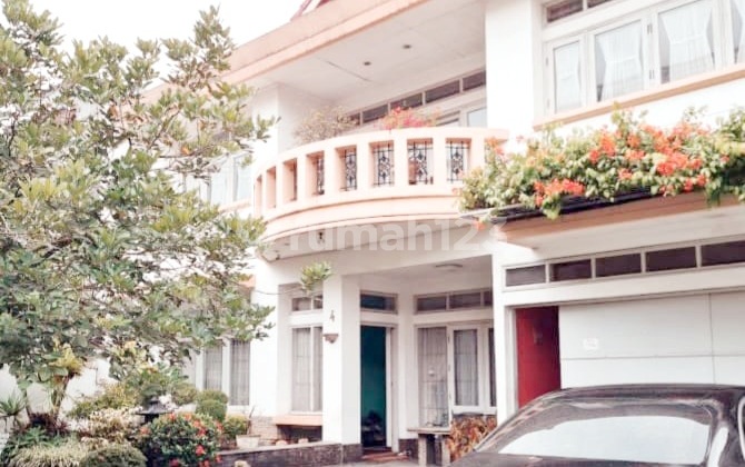 Rumah Asri Strategis SHM Ciateul Tengah Kota Bandung Jawa Barat Rumah Asri Strategis SHM Ciateul Tengah Kota Bandung Jawa Barat