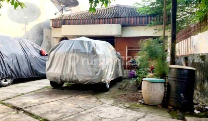 Rumah Lama Hitung Tanah Karet Pedurenan Setiabudi Jakarta Selatan