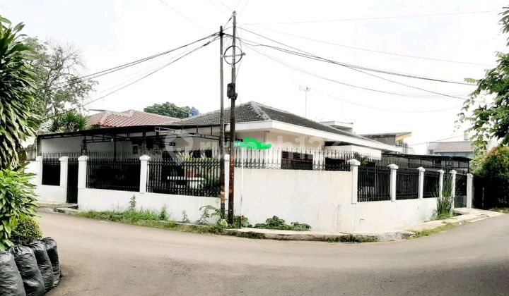 Rumah Hook Hadap Timur Selatan @ Taman Kedoya Baru Res, Jkt Barat