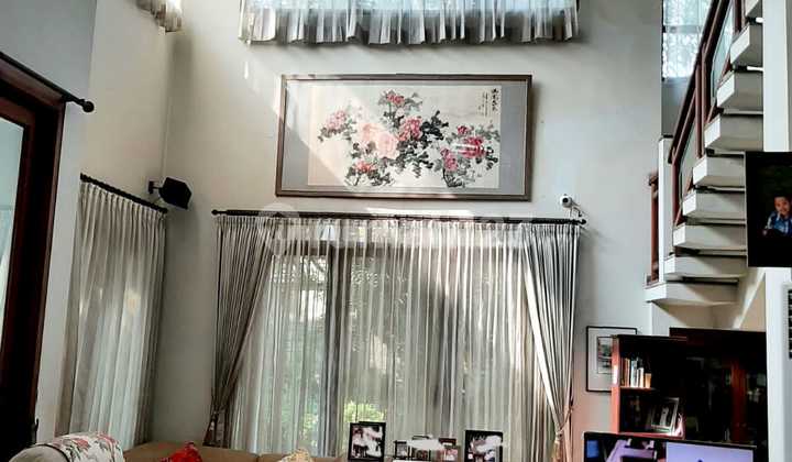 Rumah Besar Sejuk Furnished 2 Lantai @Taman Kedoya Baru Res. Jakarta Barat 2
