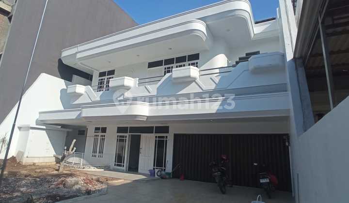 Rumah Bagus Besar Jalan 2 Jalur Green Garden Jakarta Barat Rumah Bagus Besar Jalan 2 Jalur Green Garden Jakarta Barat