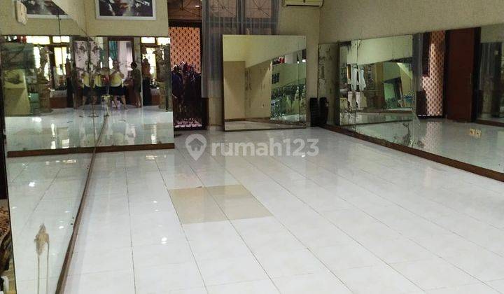 Rumah 2,5 Lantai Dekat Pluit Village Mall 1