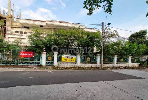 Turun Harga Rumah 2 Lantai di Green Garden, Lokasi Bagus di Jalan Utama 1