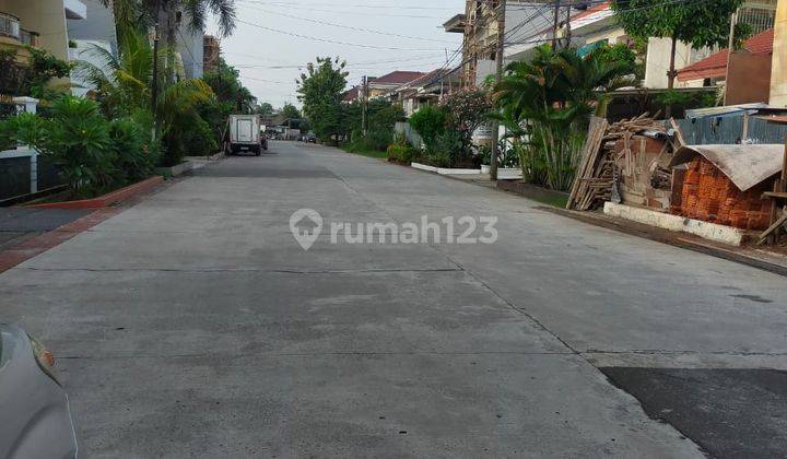 Turun Harga Rumah 2 Lantai di Green Garden, Lokasi Bagus di Jalan Utama 2