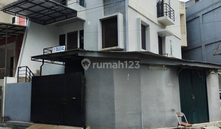 Rumah 3 Lantai di Perumahan Duta Square, Tubagus Angke 2