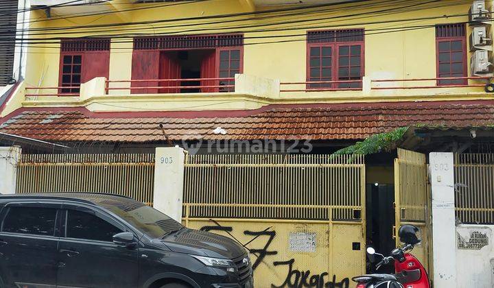 Rumah Lokasi Strategis di Tanjung Duren Utara  1