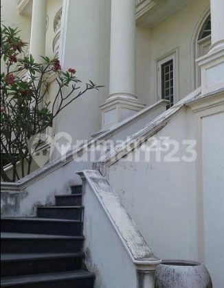 Rumah 3 Lantai Siap Huni Di Manyar Permai PIK 2