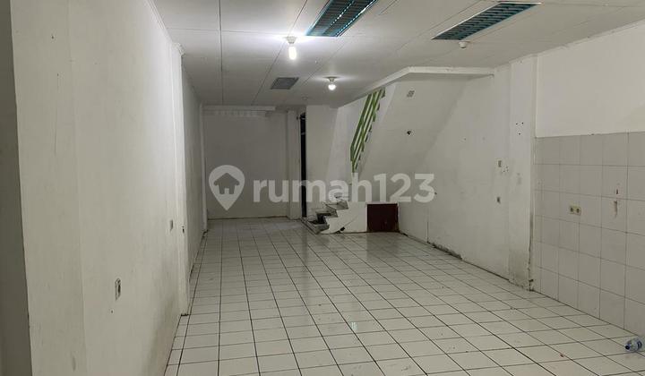 Ready-to-Use Shophouse Inside Taman Duta Mas Housing Complex 2