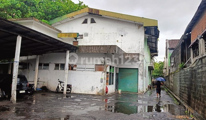 Shop/Commercial Property on Jln. Raya Imam Bonjol, Kuta, Bali 2 Land Area/Building Area: 1520/1169 2