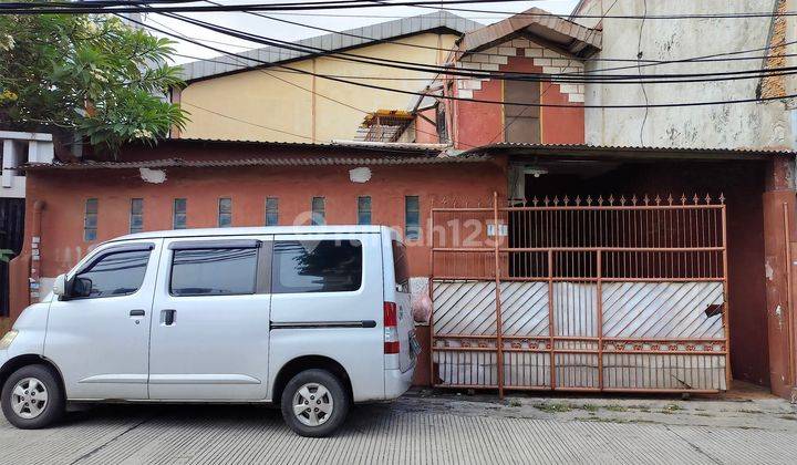 Disewakan Rumah 1 Lantai, Bebas Banjir, Dekat Sekolah Terkenal 1