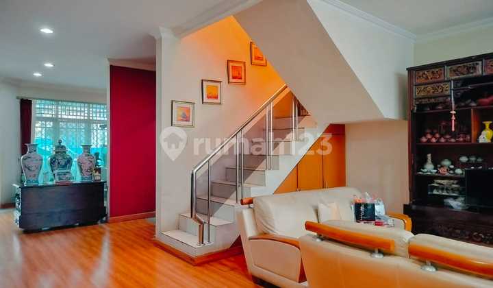 Rumah Bagus Semi Furnished SHM di Sunrise Garden, Jakarta Barat Rumah Bagus Semi Furnished SHM di Sunrise Garden, Jakarta Barat