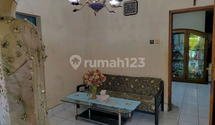 2-Story Boarding House