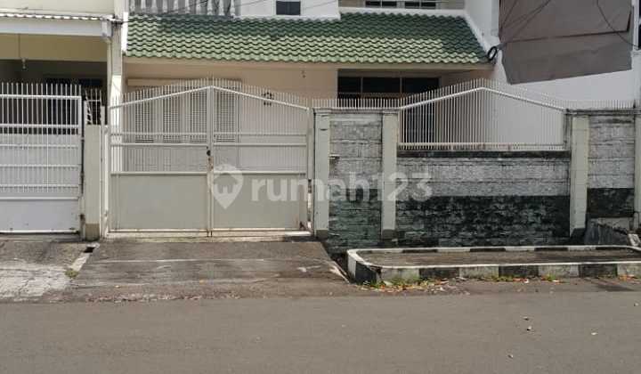 Rumah 2 Lantai Di Taman Ratu Dekat Gerobak Betawi Jakarta Barat