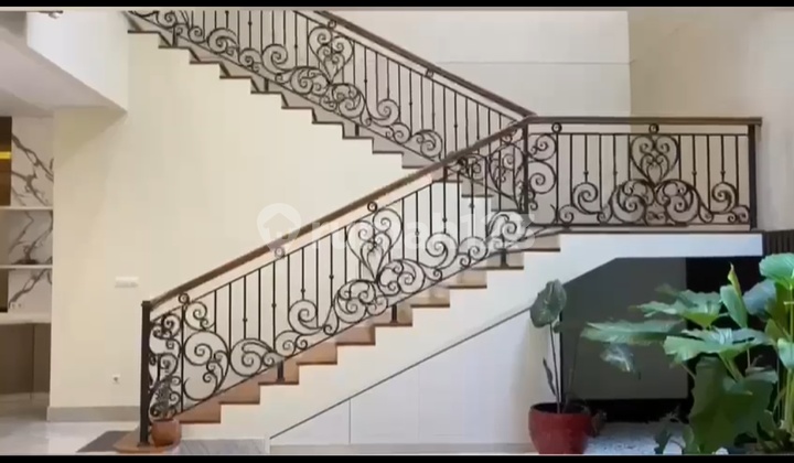 Rumah Baru,Mewah,Bagus,2 Lantai di Perumahan Mutiara Kedoya,Jakarta Barat 2