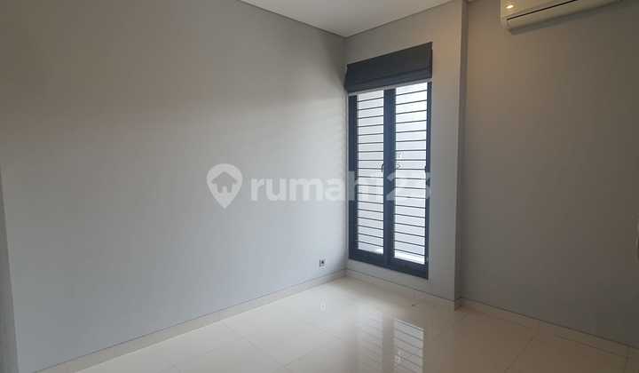 Rumah 3 Lantai,Bagus,Di Asia Baru Taman Ratu Duri Kepa Jakarta Barat Rumah 3 Lantai,Bagus,Di Asia Baru Taman Ratu Duri Kepa Jakarta Barat