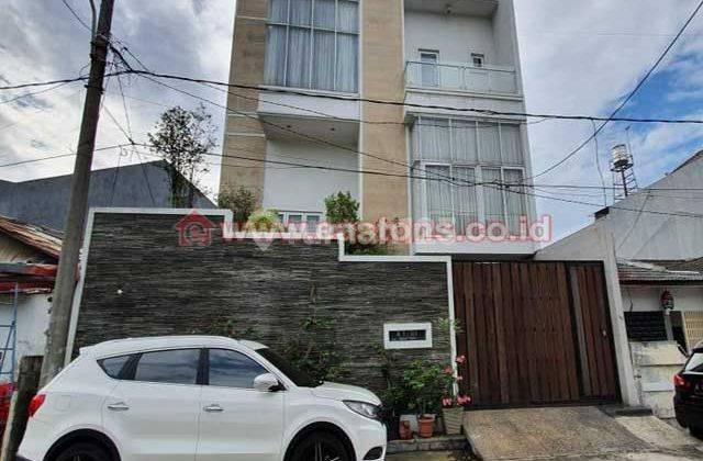 Dijual Rumah 3 Lantai Bagus di Taman Kencana, Jakarta Barat 1