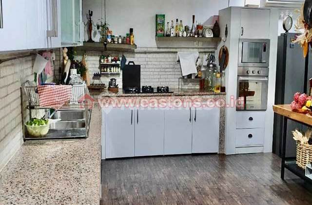 Rumah Bagus Semi Furnished Taman Kencana, Jakarta Barat SHM