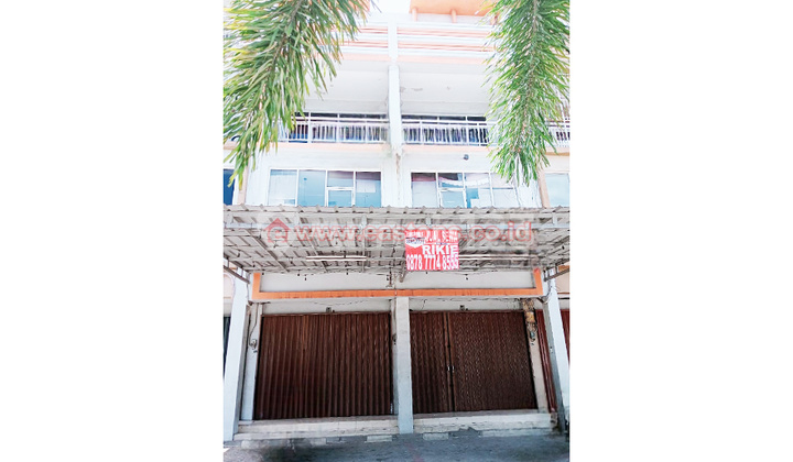 Attached Shophouse, Good Condition, 180 m2, HGB Certificate, Taman Surya, West Jakarta 2