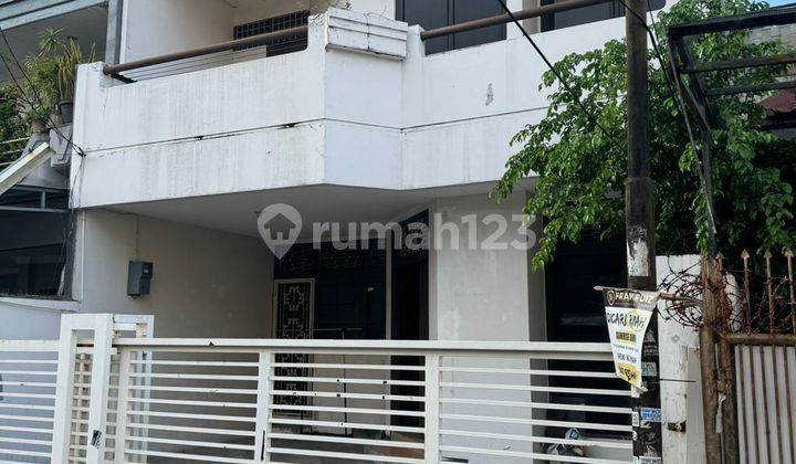 Rumah di Surya Widuri, Sunrise Garden, Jakarta Barat