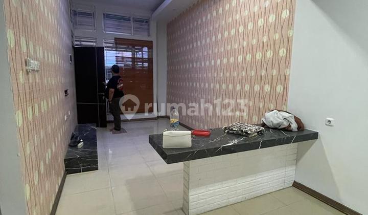 Rumah Asri Siap Huni Lengkap Fasilitas di Citra Raya Tangerang