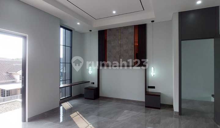 Rumah 2 Lantai Asri, Nyaman di Citra Raya Tangerang 2