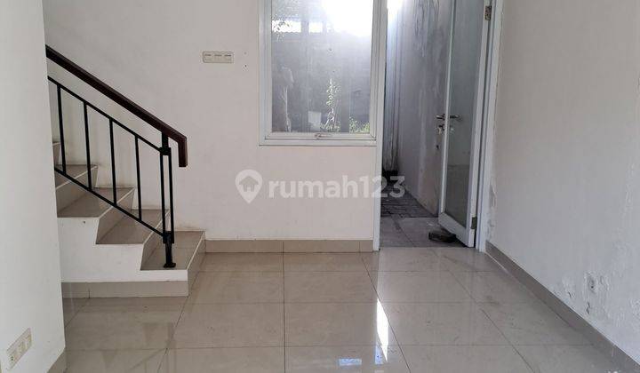 Rumah Minimalis Bagus 2 Lantai Aurora Citra Raya Tangerang 2