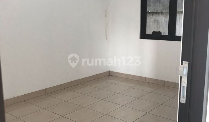 Ready-to-Occupy Asri House in Villagio Citra Raya Tangerang 2