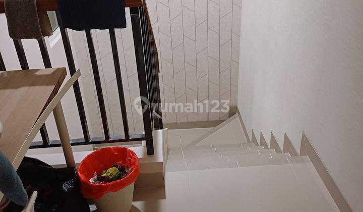 foto lainnya rumah 2 lantai furnish siap